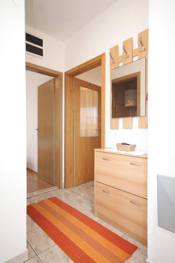 Apartments By The Sea Razanj, Rogoznica - 8361 Rogoznica (Sibenik-Knin) Exterior foto