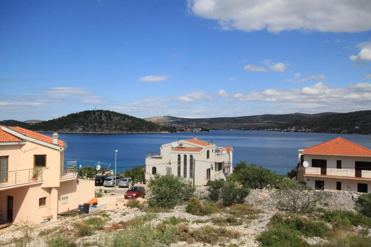 Apartments By The Sea Razanj, Rogoznica - 8361 Rogoznica (Sibenik-Knin) Exterior foto