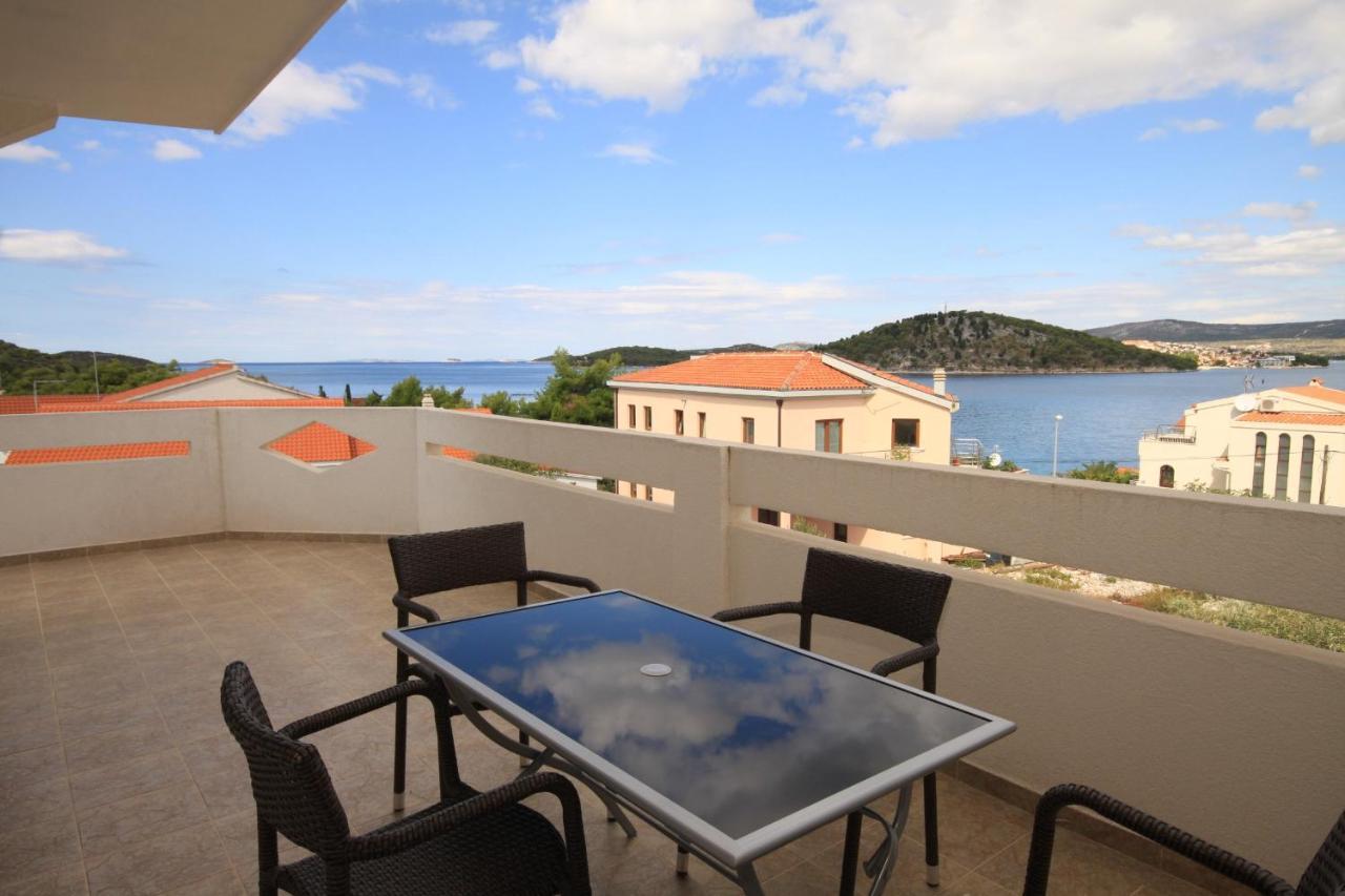 Apartments By The Sea Razanj, Rogoznica - 8361 Rogoznica (Sibenik-Knin) Exterior foto