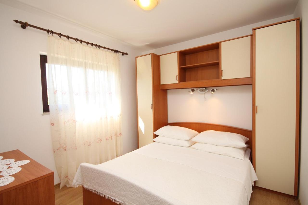 Apartments By The Sea Razanj, Rogoznica - 8361 Rogoznica (Sibenik-Knin) Exterior foto
